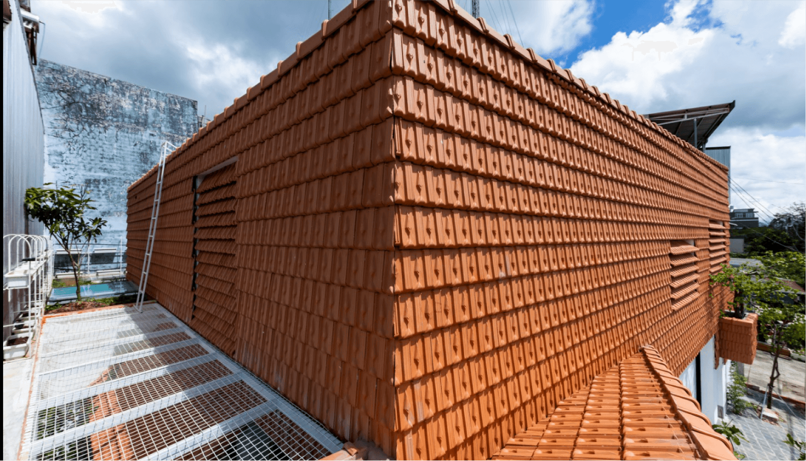 tile-house-living-asean.title