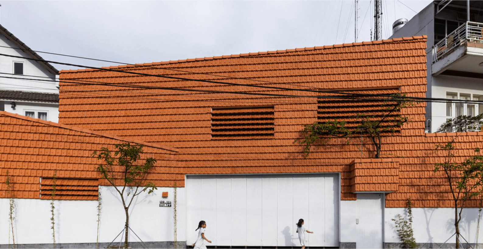 tile-house-design-boom.title